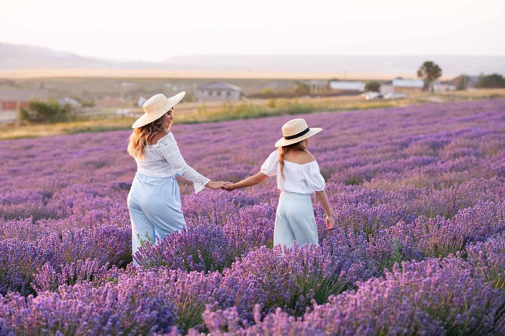 maios-i-anoixi-sto-apogeio-tis-dimioyrgontas-anamniseis-sti-fysi