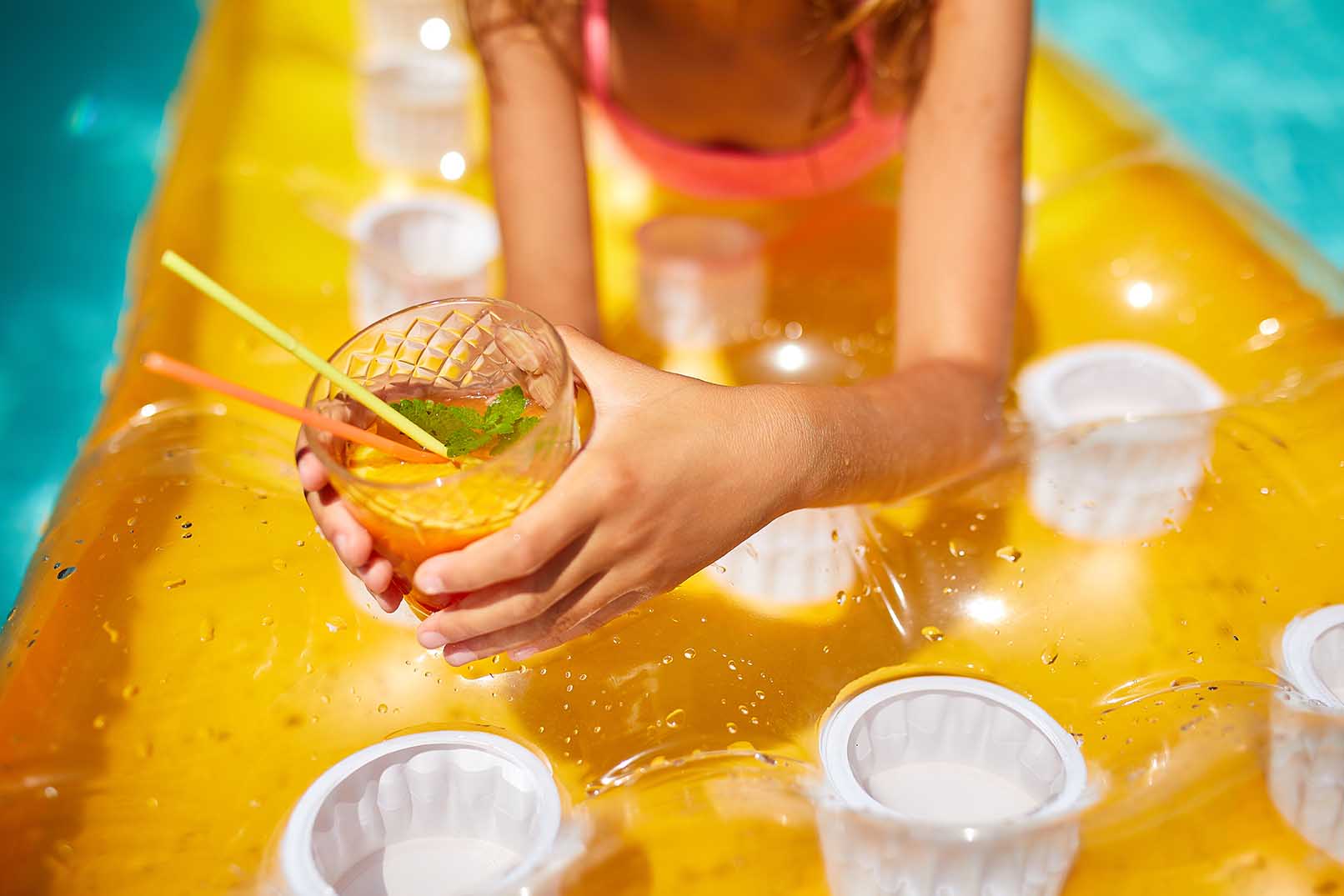 kalokairini-enydatosi-ti-prepei-na-pinoyn-ta-paidia